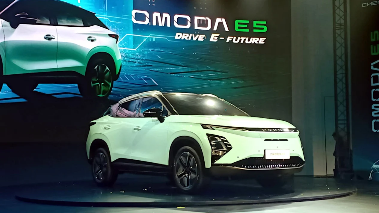 pesta-diskon-mobil-listrik-di-giias-2024,-ada-yang-terpangkas-rp-140-jutaan!