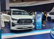 Penjualan Tiga Brand Mobil ini Menjulang di GIIAS 2024