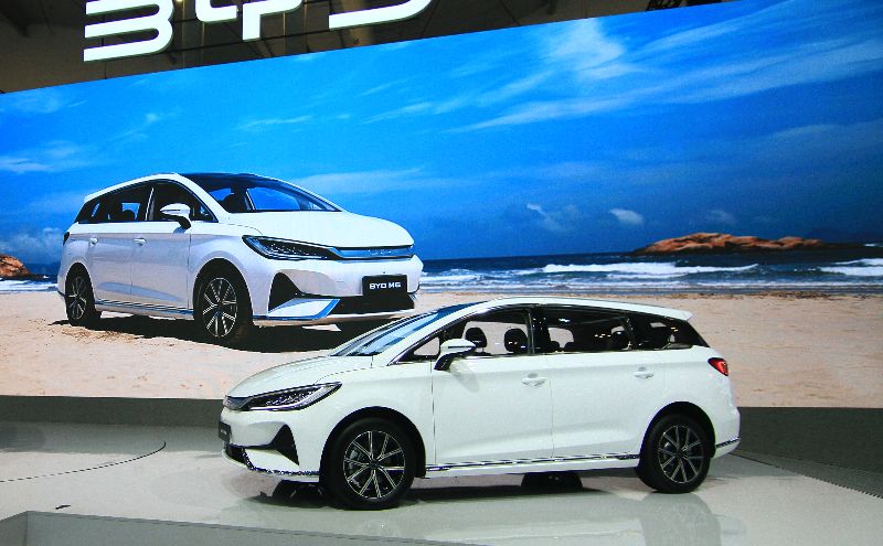 delivery-byd-m6-bulan-oktober-2024-untuk-yang-spk-di-giias-2024