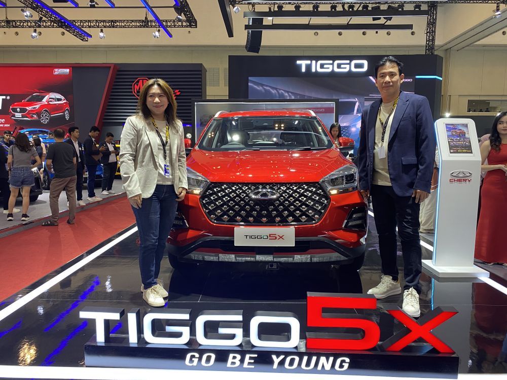 intip-4-mobil-chery-andalan-pasangan-legenda-bulu-tangkis-tanah-air-susi-–-alan