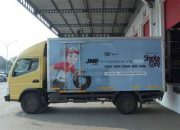 Dukung Tur Sheila on 7 “Tunggu Aku Di…”, JNE Jadi Partner Logistik Resmi