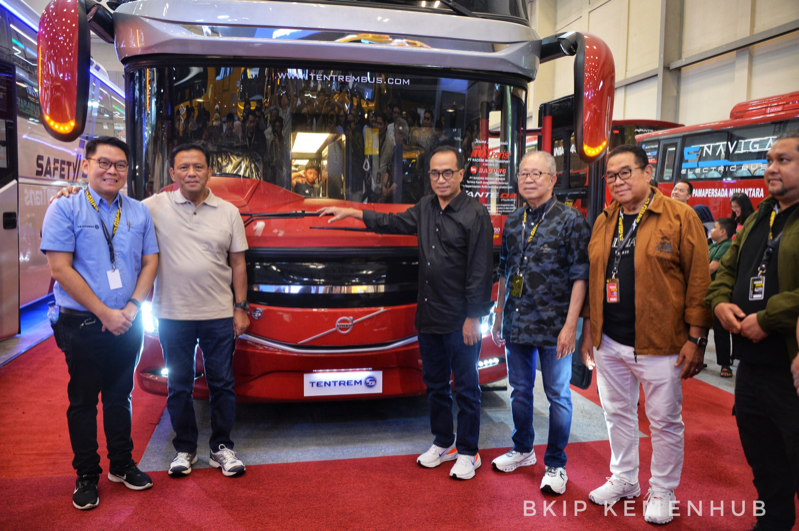 menhub-berharap-pengguna-kendaraan-listrik-pribadi-dan-transportasi-umum-semakin-banyak