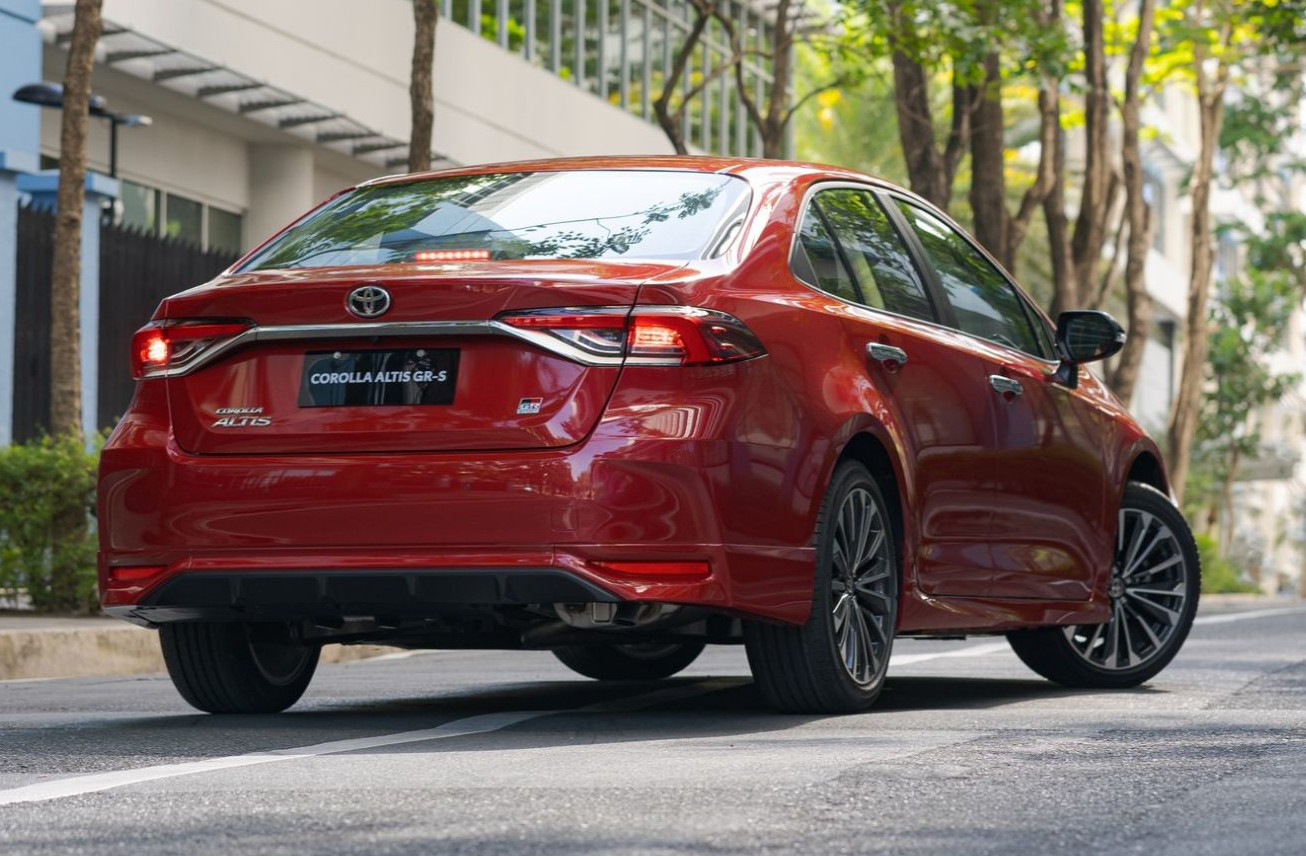 generasi-lanjutan-toyota-corolla-2026-bisa-saja-adopsi-teknologi-byd,-lho-kok…?