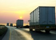 Pasokan Solar Terbatas, Antrian Truk di SPBU Maros Kembali Mengular