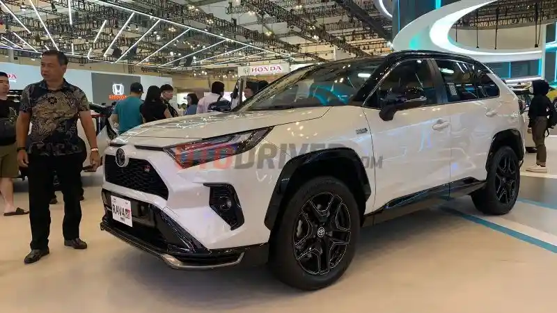 toyota-rav4-bakal-tersedia-versi-listriknya