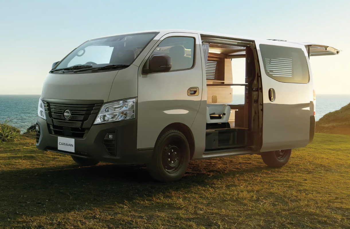 rival-toyota-hiace-jadi-motorhome-keren,-bisa-jadi-inspirasi!