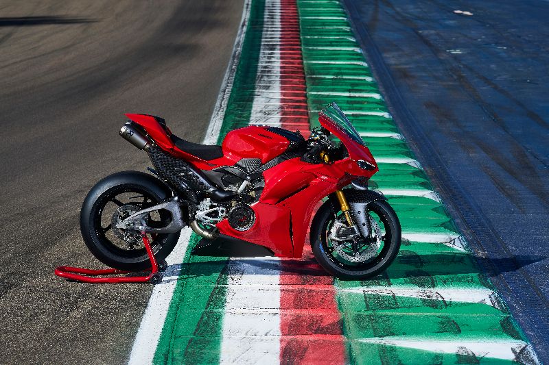 review-ducati-panigale-v4,-revolusi-teknologi-superbike-jalan-raya