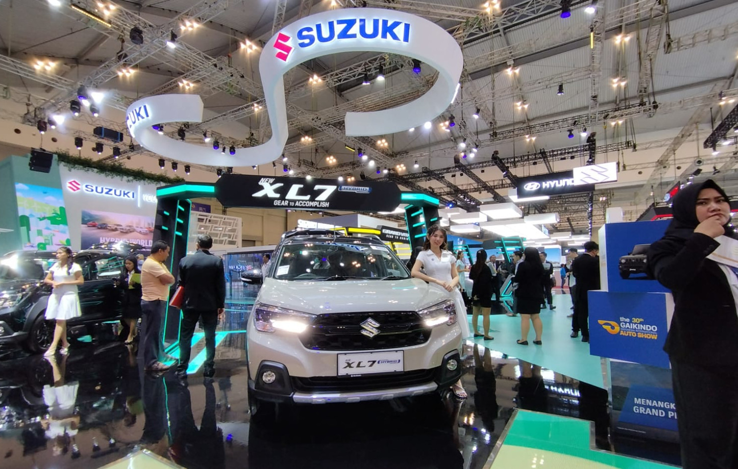 tanpa-insentif-mobil-hybrid,-dua-mobil-penumpang-ini-masih-andalan-suzuki