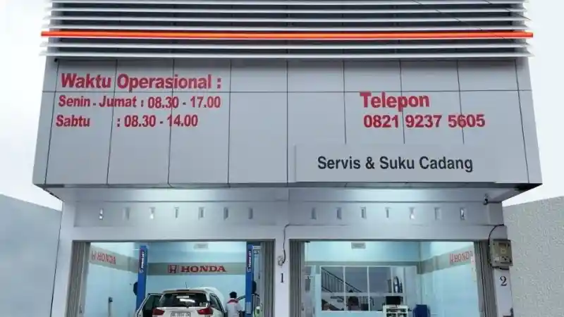 demi-fasilitasi-konsumen-di-sulawesi,-honda-resmikan-dua-dealer-di-lokasi-ini