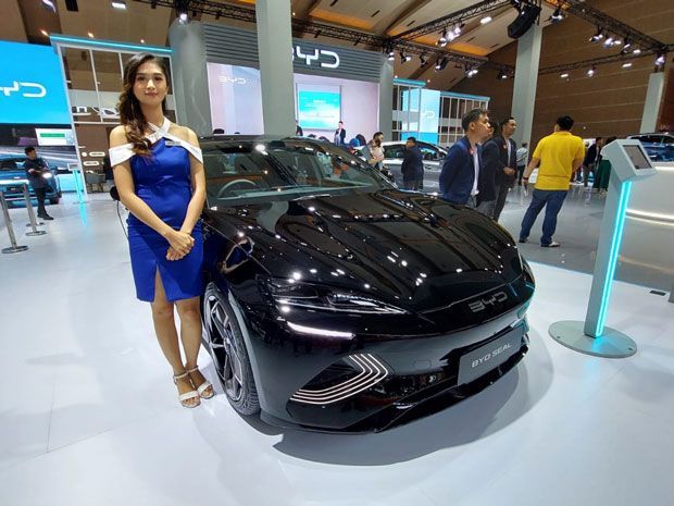 byd-ngebut-kejar-‘utang’,-2.047-mobil-listrik-sudah-diserahkan-ke-konsumen-indonesia