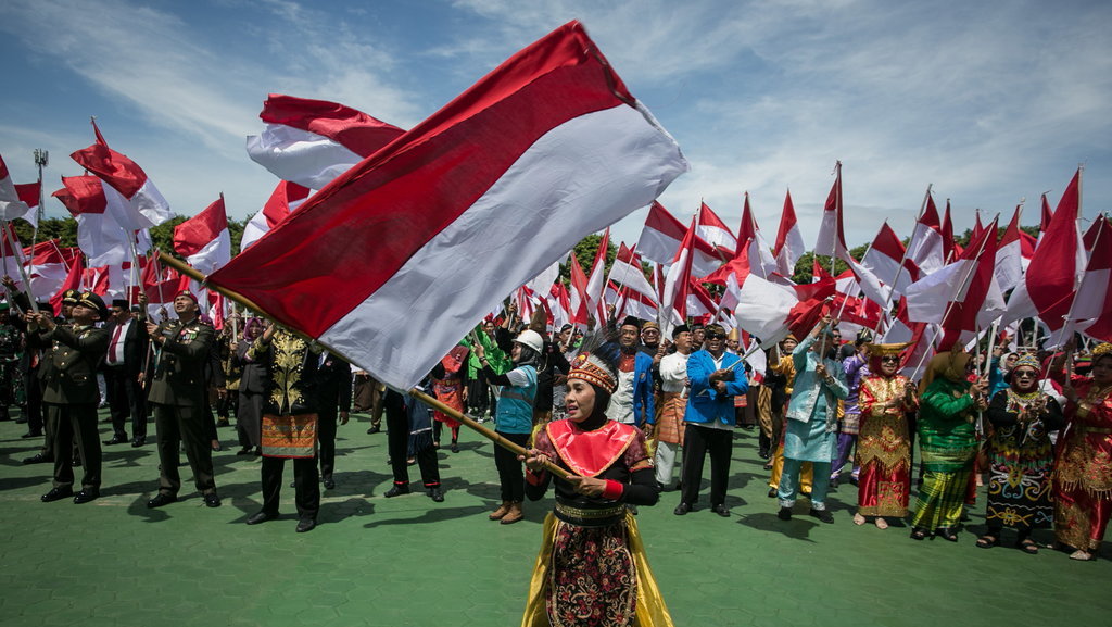20-rekomendasi-baju-adat-upacara-hut-ri-2024-yang-unik-&-menarik