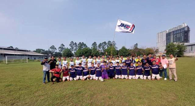 komunitas-sepak-bola-jne-bulkhub-juarai-logistics-amg-cup-2024