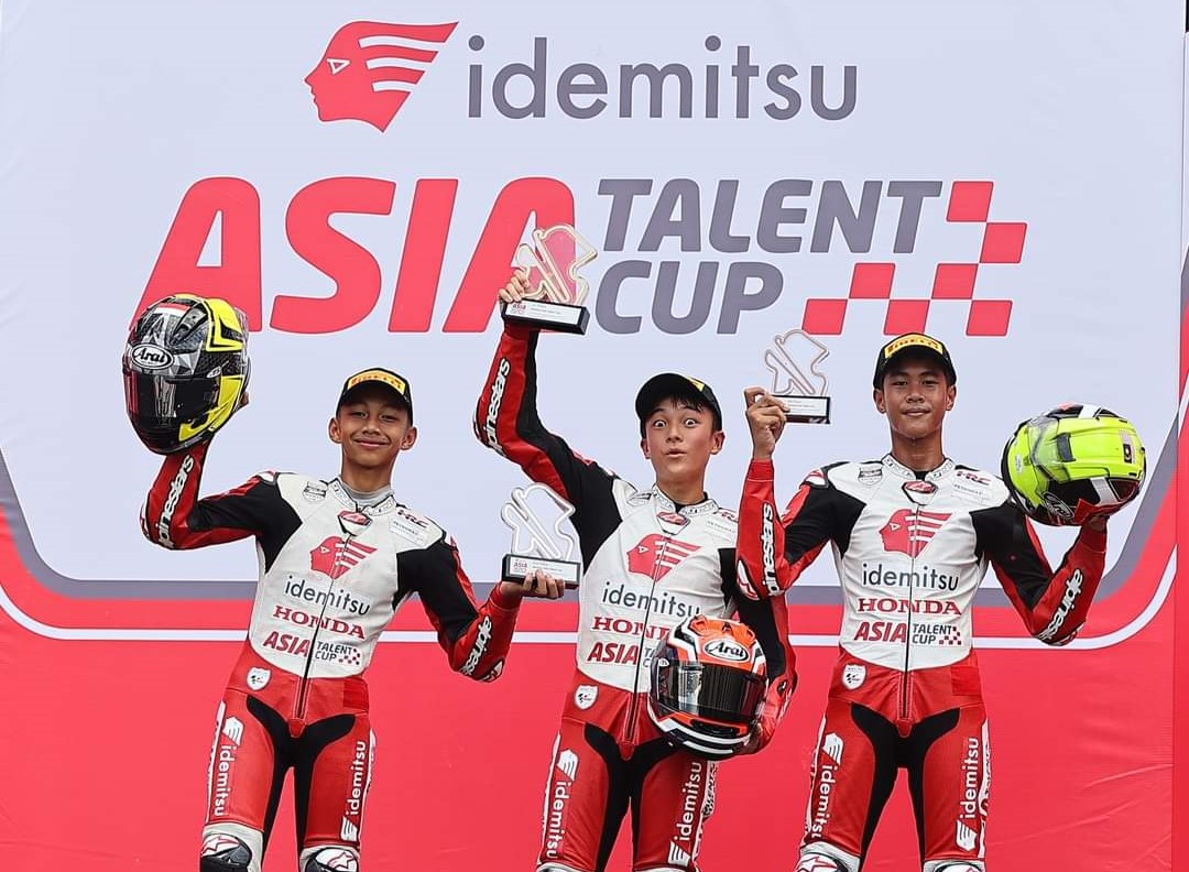 pebalap-binaan-astra-honda-kibarkan-merah-putih-dari-podium-iatc-malaysia-kado-hut-ri-ke-79