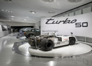 Fakta 50 Tahun Porsche Turbo dan Parade Mobil Ikonik Porsche Dipamerkan