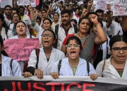 ‘Reclaim the Night’: Aksi Perempuan Melawan Perkosaan dan Femisida di India