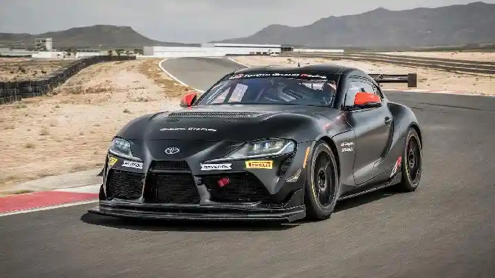 toyota-gr-supra-gt4-evo2-2025-segera-meluncur,-kini-lebih-mudah-dikemudikan-semua-orang