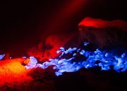 Kawah Ijen dan Eksplorasi Blue Fire yang Hanya Ada Dua di Dunia