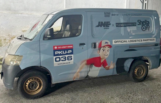 menengok-persiapan-jne-pekanbaru-menjelang-konser-sheila-on-7