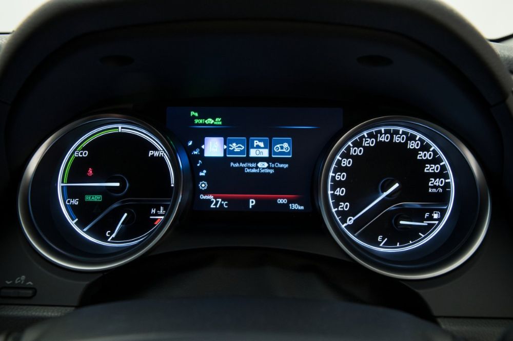 tips-berkendara-mobil-hybrid-supaya-semakin-hemat-bbm