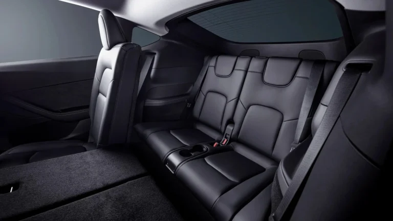 tesla-model-y-7-seater-bakal-masuk-produksi-massal,-siap-jadi-pesaing-byd-m6