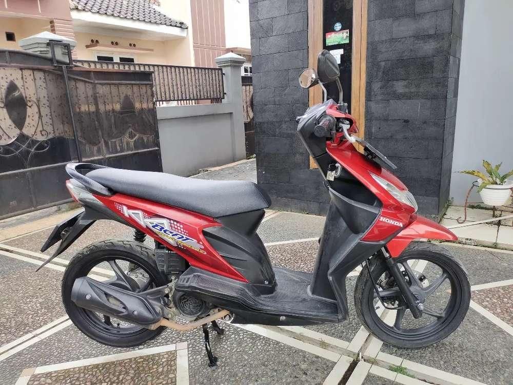 komparasi-beat-karbu-vs-yamaha-mio-smile,-adu-skutik-terlaris-awal-2000-an