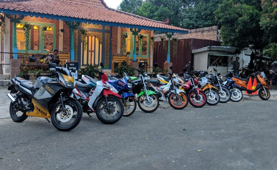11-motor-2-tak-terbaik,-semakin-dicari-harga-semakin-gelap
