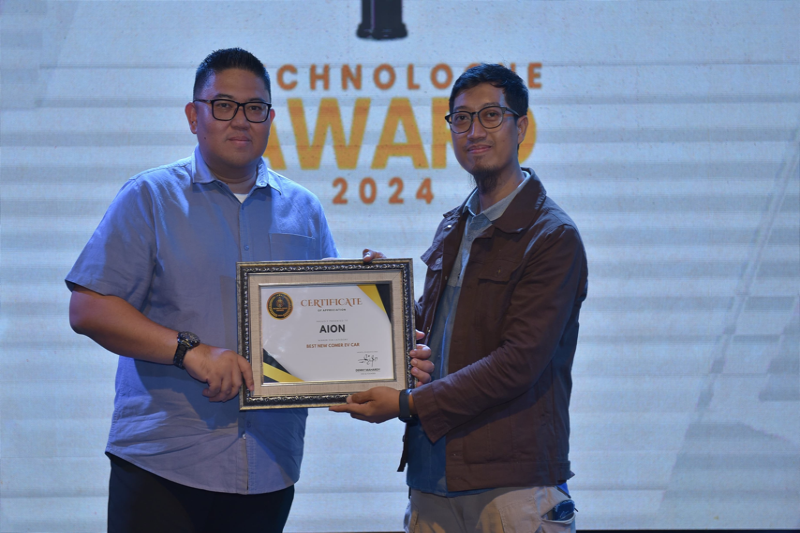 aion-indonesia-raih-penghargaan-di-technologue-award-2024,-best-new-corner-ev!