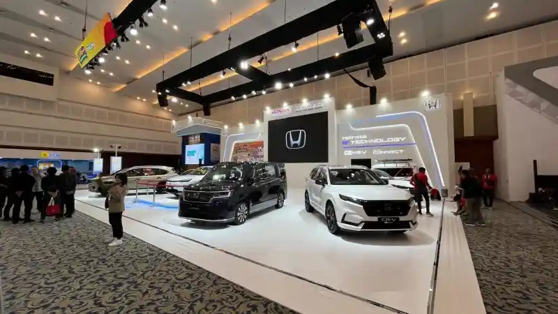 honda-boyong-e:n1-dan-stepwgn-di-giias-surabaya-2024,-ada-juga-promo-promo-menarik