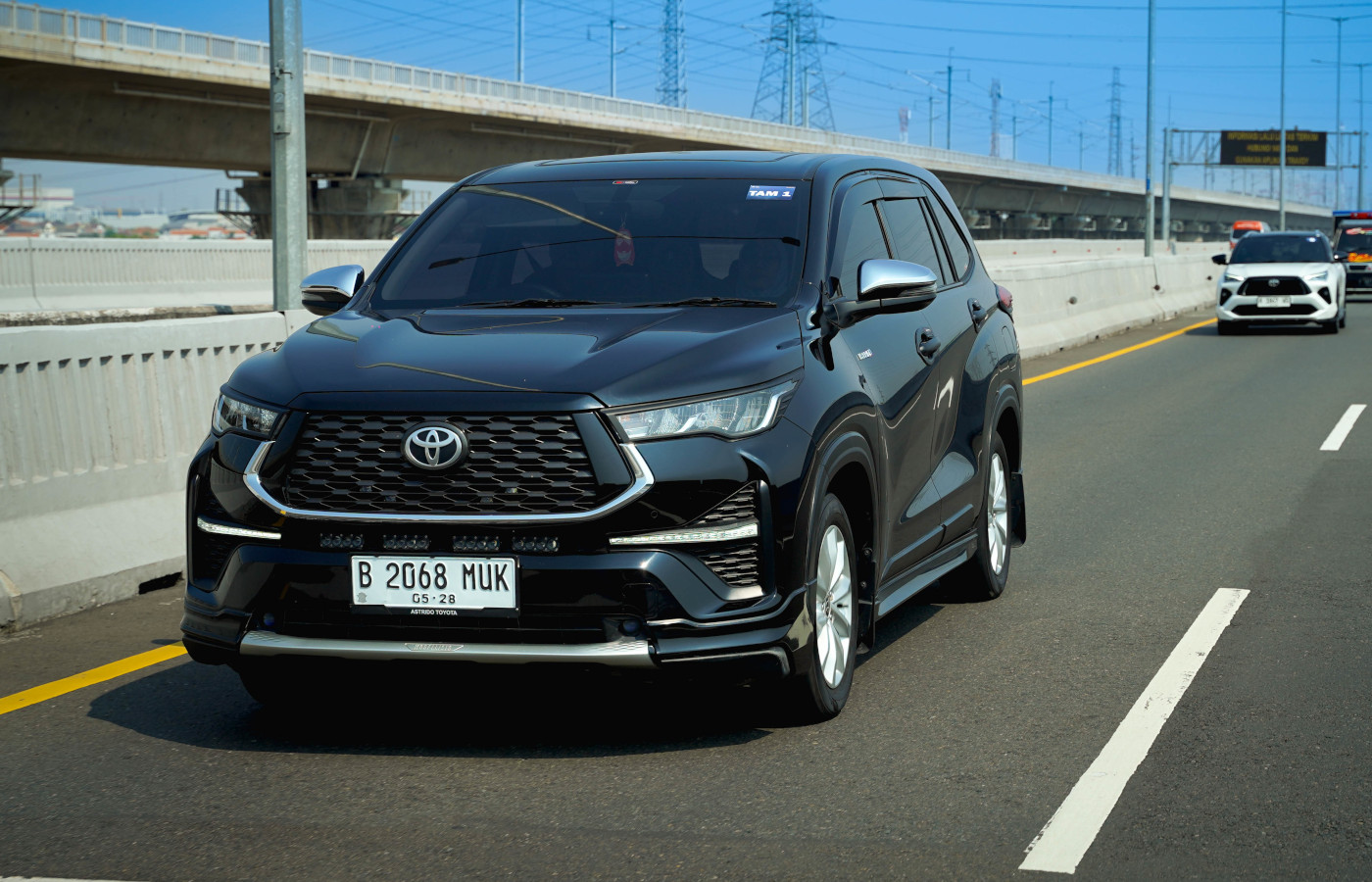 ini-kunci-pasar-mobil-hybrid-toyota-meningkat-pesat-di-jawa-tengah-dan-yogyakarta