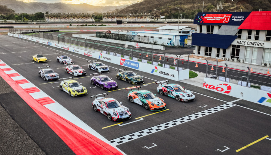 serunya-balapan-pertama-porsche-sprint-challenge-indonesia-2024