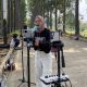 tiktoker-raup-cuan-dari-panggung-live-streaming-bkt-duren-sawit