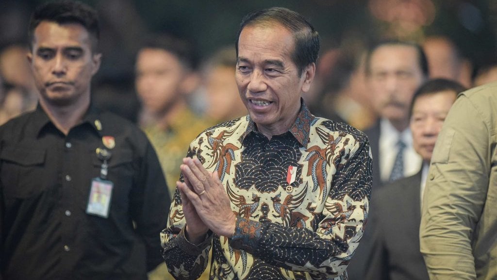 jokowi-sebut-media-massa-arus-utama-mulai-terdesak-medsos