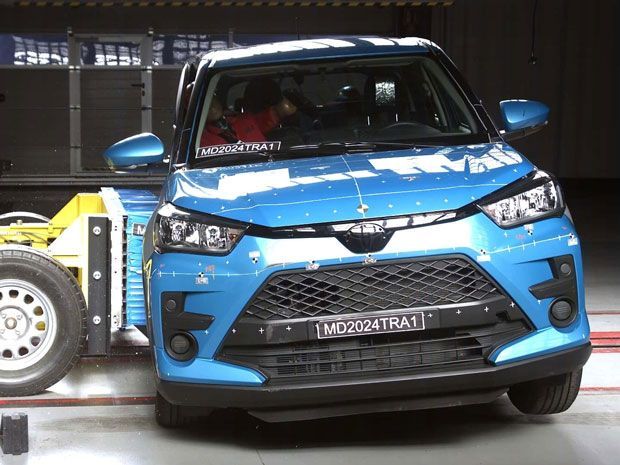 toyota-raize-buatan-indonesia-cuma-dapat-satu-bintang-di-tes-tabrak-latin-ncap