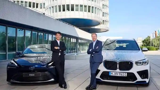 bmw-siapkan-mobil-hydrogen-yang-dikembangkan-bersama-toyota,-dijual-mulai-2028