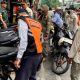 petugas-gabungan-cabut-pentil-belasan-motor-di-parkiran-liar-di-kemayoran