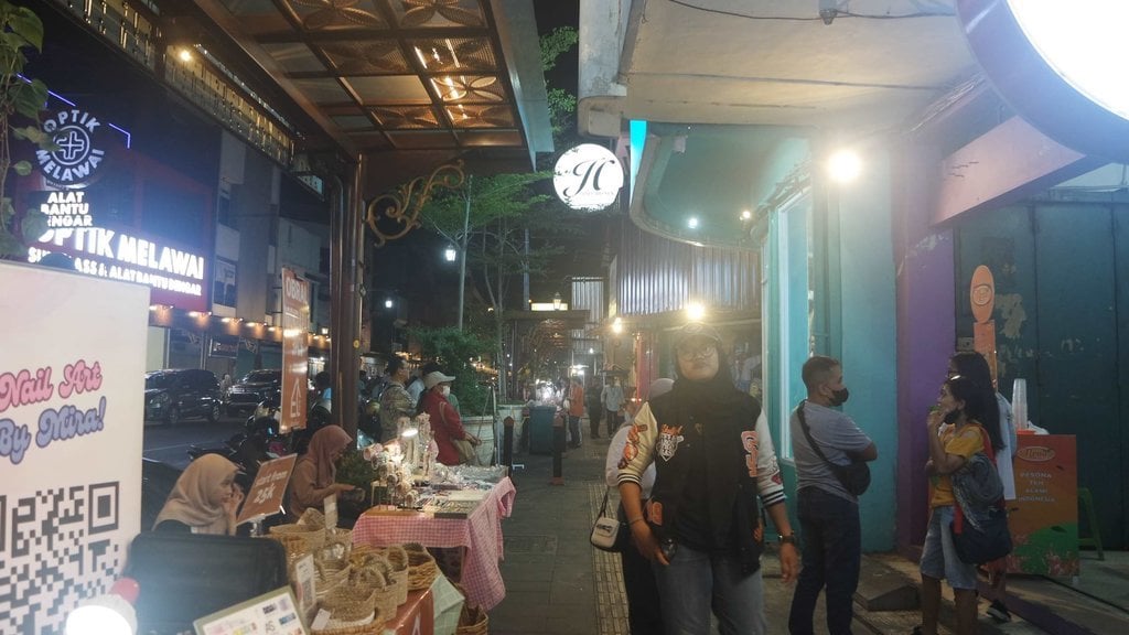 night-art-market-gatsu-merangkul-pelaku-umkm-kota-solo