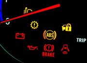 19 Lampu Indikator Mobil ICE dan 7 Indikator Mobil Listrik, Harus Paham Artinya!
