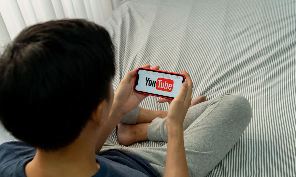 youtube-premium:-cara-berlangganan,-keuntungan,-dan-pengaruhnya-untuk-kreator-konten