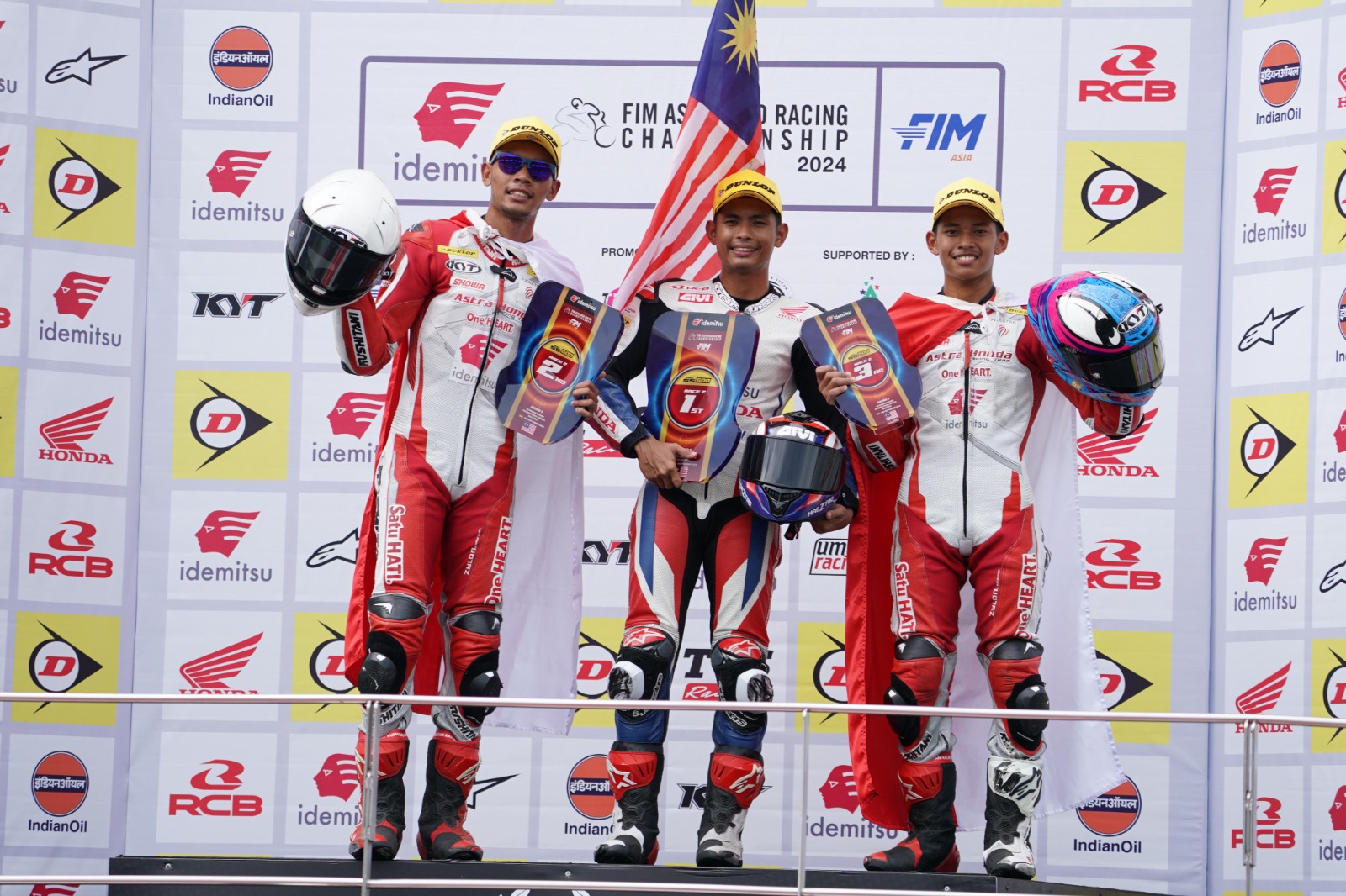 pebalap-astra-honda-raih-podium-arrc-sepang-2024-bersama-cbr-series-gans…
