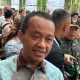 perizinan-energi-hijau-berbelit,-bahlil-ngadu-ke-jokowi