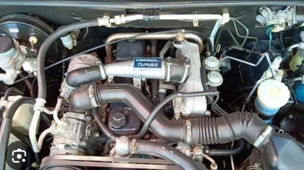 obrolan-beda-ruang-mesin-23-dan-2.5-isuzu-panther,-yuuk-simak-gans…