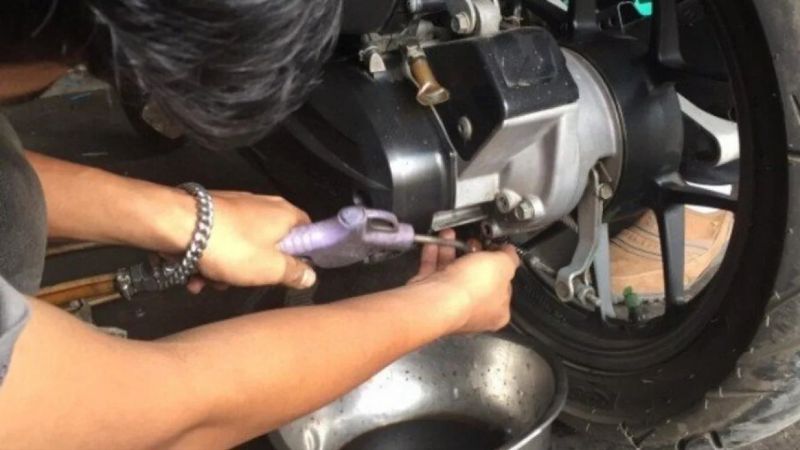 pentingnya-mengganti-oli-gardan-pada-motor-matic,-ini-dampaknya-lalai