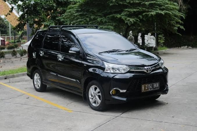 kelebihan-dan-kekurangan-toyota-avanza-veloz-1.3-2015,-tipe-yang-value-for-money?