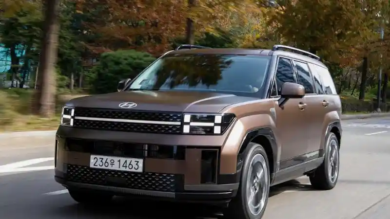 hyundai-indonesia-umumkan-all-new-santa-fe-meluncur-di-oktober.-tersedia-varian-bensin-dan-hybrid