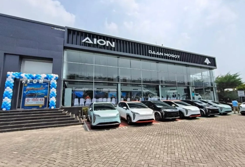 10-diler-aion-resmi-beroperasi,-ada-penyerahan-300-unit-y-plus-ke-konsumen