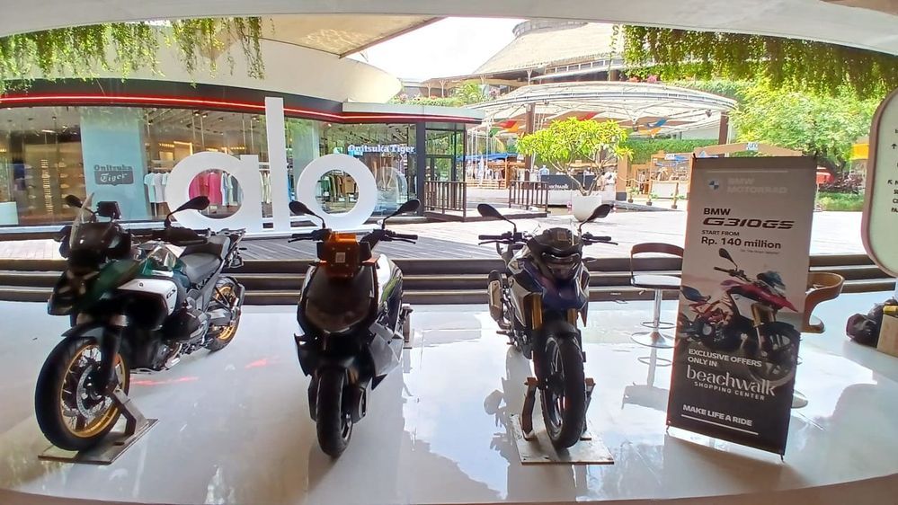 banyak-pengguna-moge,-bmw-motorrad-indonesia-resmikan-pop-up-store-di-kuta-bali