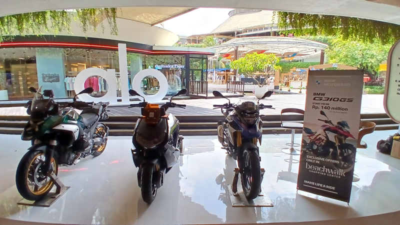 pop-up-store-plus-bmw-motorrad-indonesia-di-bali-resmi-beroperasi-dengan-fasilitas-3s!