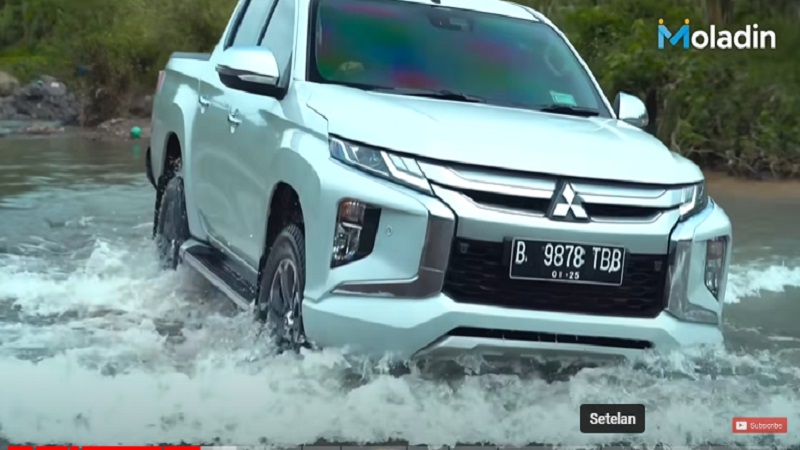 mitsubishi-triton-lama-masih-dijual,-termurah-bisa-tebus-xpander-exceed-cvt