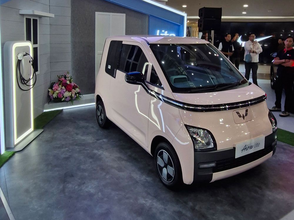kini-punya-4-varian,-ini-detail-harga-wuling-air-ev-baru-serta-pilihan-versi-bekasnya