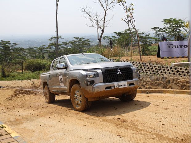 makin-siap-kerja-dan-‘main’-lumpur,-ini-kelebihan-mesin-all-new-mitsubishi-triton